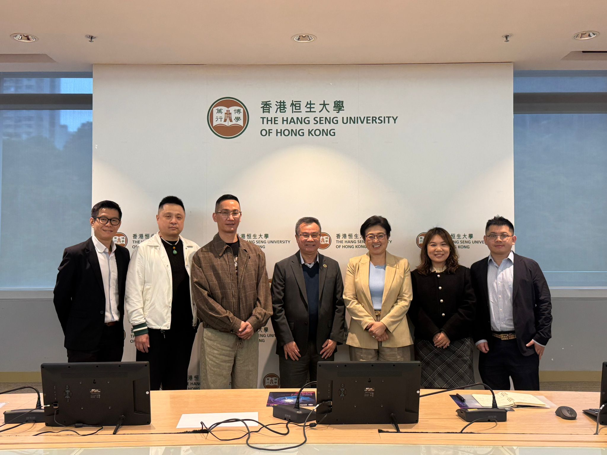 MSc-INS Programme Explores Collaboration Opportunities with Sun Life Hong Kong